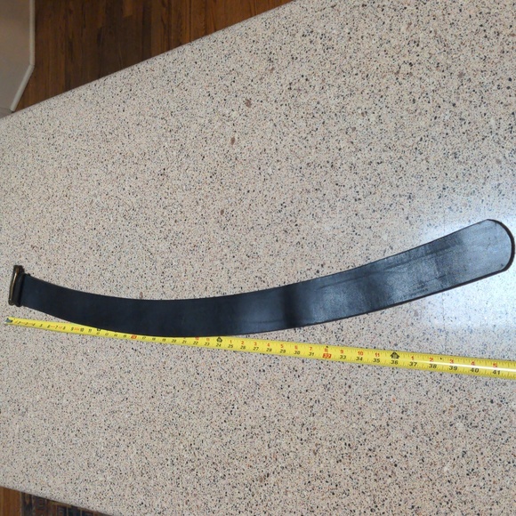 CLUB MONACO /Women's Adjustable Leather Belt (OS) - Picture 9 of 16